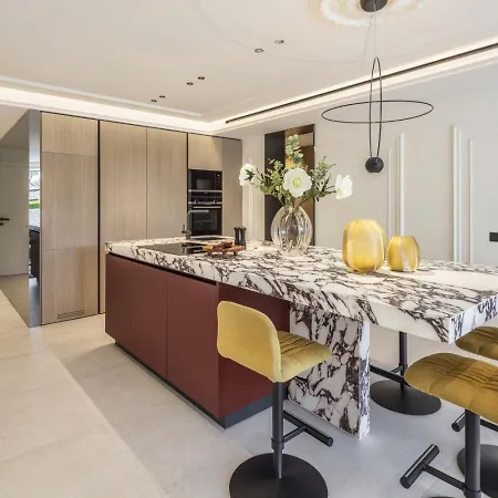 Elegant 3- Bedroom In Puente Marbella