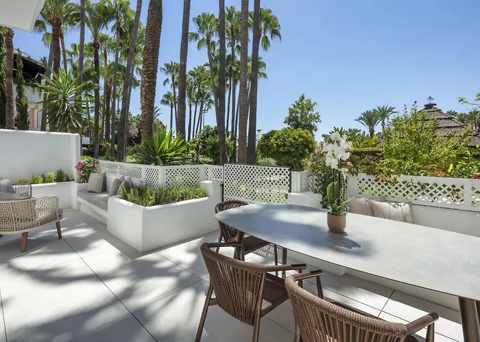 Elegant 3- Bedroom In Puente *