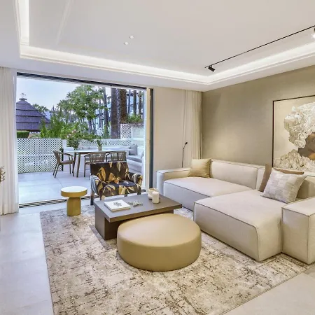 Elegant 3- Bedroom In Puente *